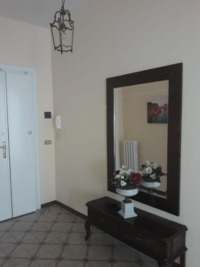 I Fiori Di Lucrezia Villa Monteroni di Lecce Luaran gambar