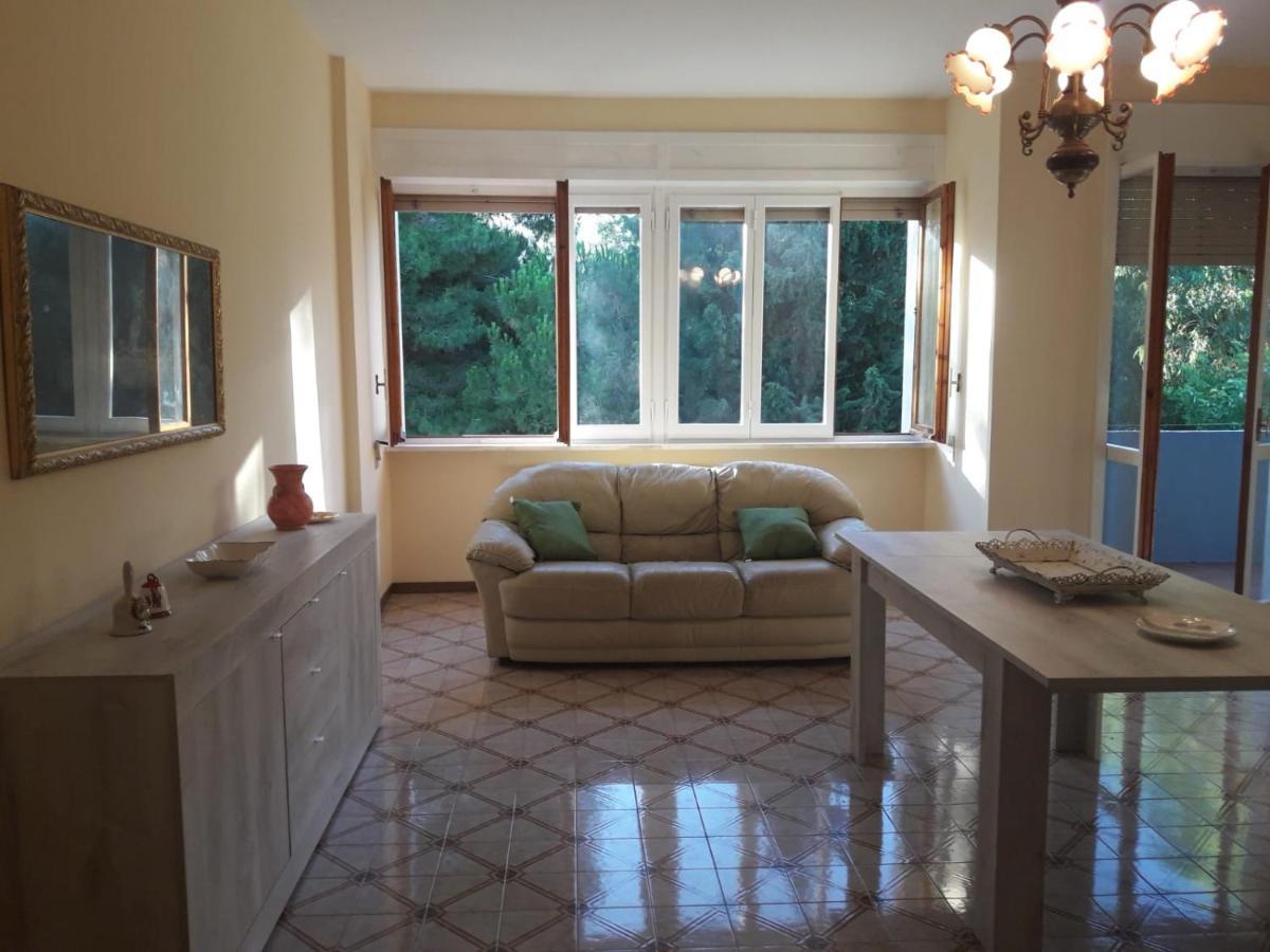 I Fiori Di Lucrezia Villa Monteroni di Lecce Luaran gambar